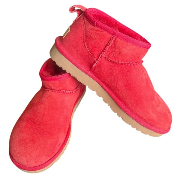 UGG Women's Classic Ultra Mini Cardinal Red NWOB Sz. 7 Retails $160 - Picture 1 of 11